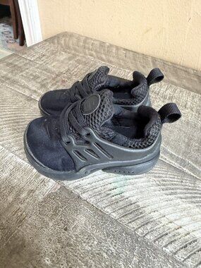 Nike Little Presto Baby Toddlers Triple Black Shoes Sneakers 844767-003 Size 6c